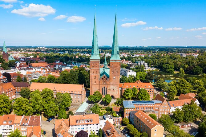 Bike Tour of Lubeck With Top Attractions and Private Guide - Inclusions and Amenities