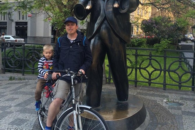 Bike Tour of Prague in German - Equipment and Requirements