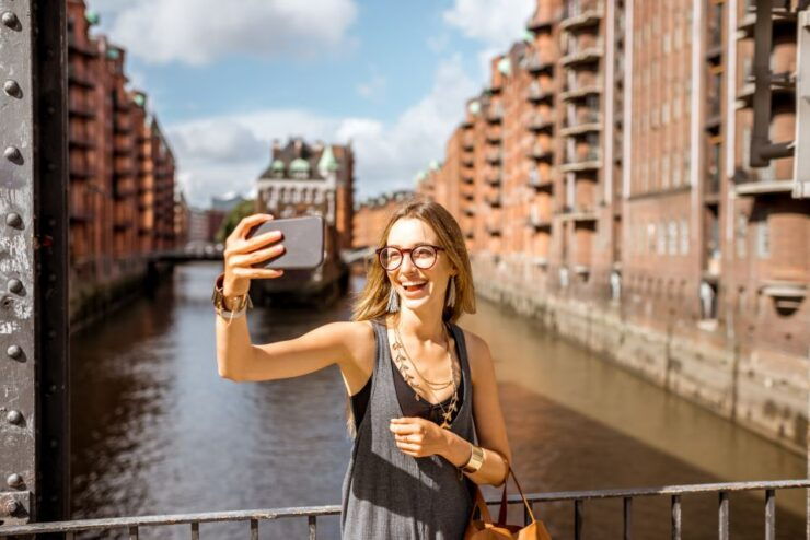 Bike Tour With a Private Guide: Hamburg Best Highlights - Highlights of Hamburgs Hidden Gems