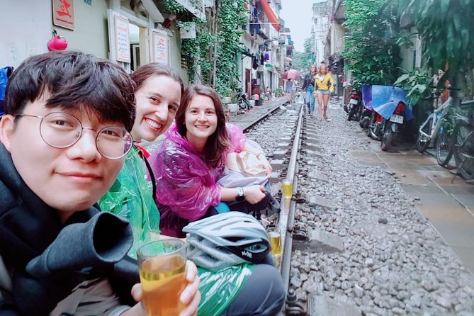 BIKING TOUR Around Hanoi City Center and Country Side With Local TOUR Guide - Itinerary