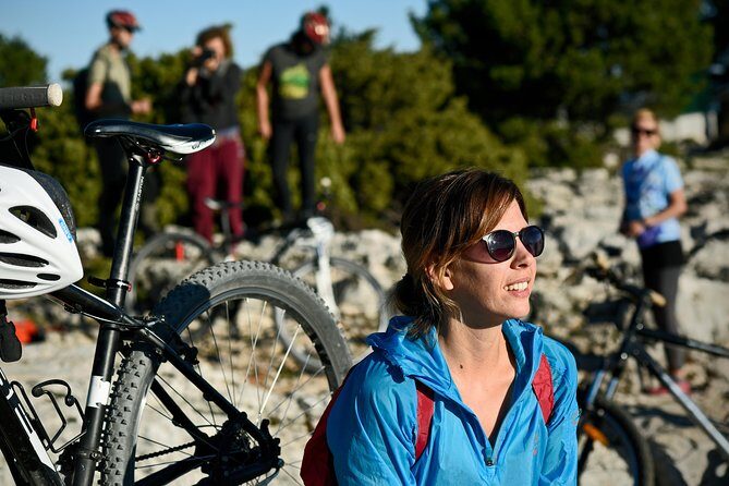 Biking Vidova - Skrip & museum of olive oil - Splitska - Postira - FAQ