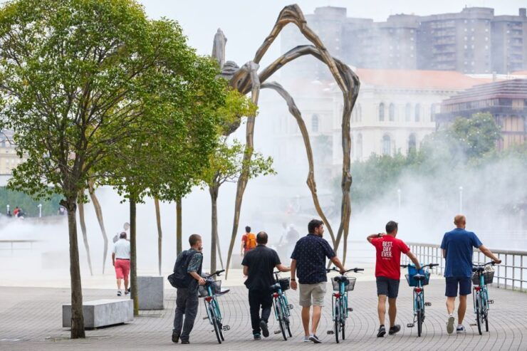 Bilbao: 3-Hour Guided Highlights Small Group Bike Tour - Highlights and Attractions