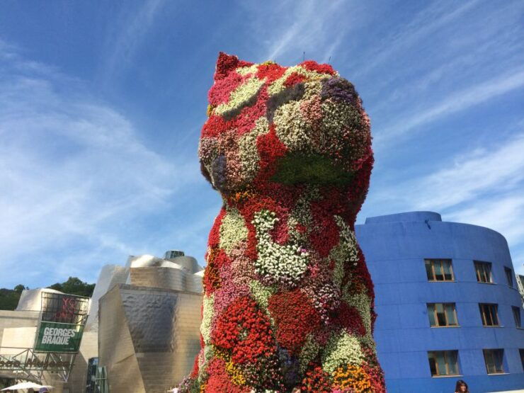 Bilbao: Guggenheim Museum Private Guided Visit - Experience Highlights