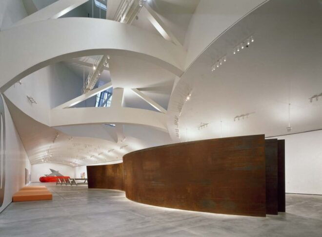 Bilbao: Guggenheim Museum Private Guided Visit - Selecting Participants and Date