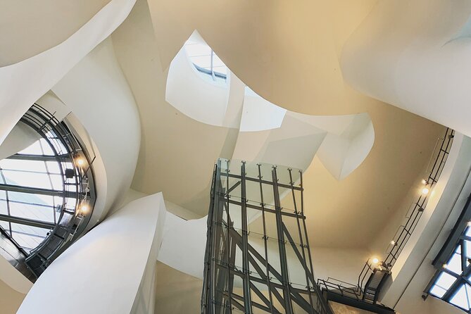 Bilbao Guggenheim Museum Private Tour With Official Tour Guide 100% Personalised - Tour Highlights