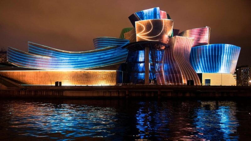 Bilbao: Guggenheim Museum Skip-the-Line Guided Tour & Dinner - Good To Know