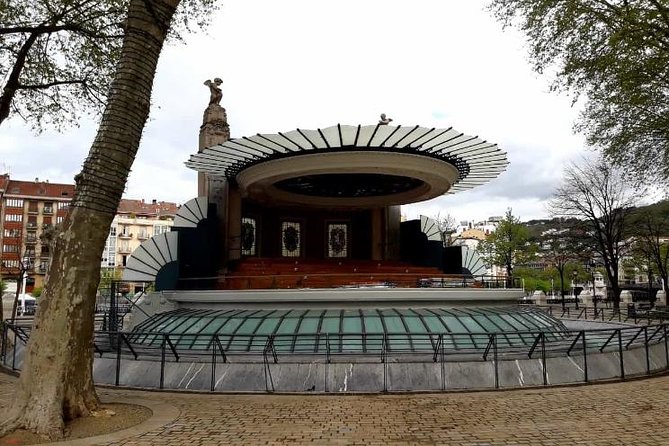 Bilbao Highlights Private Tour & Boat Ride - The Sum Up