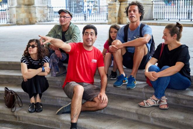 Bilbao: Pintxos and Wine Tasting Tour With Local Guide - Tasting Experience: Pintxos and Local Drinks