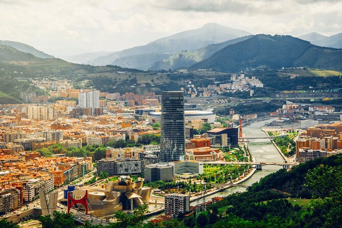 Bilbao Private Walking Tour: History, Guggenheim, Pintxos Tasting - What To Expect on the Tour
