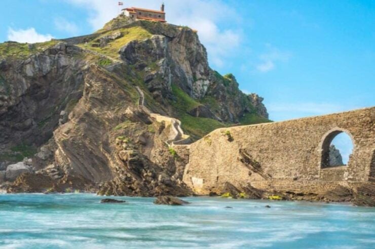Bilbao: San Juan De Gaztelugatxe and Txakoli Wine Day Trip - Experience Highlights
