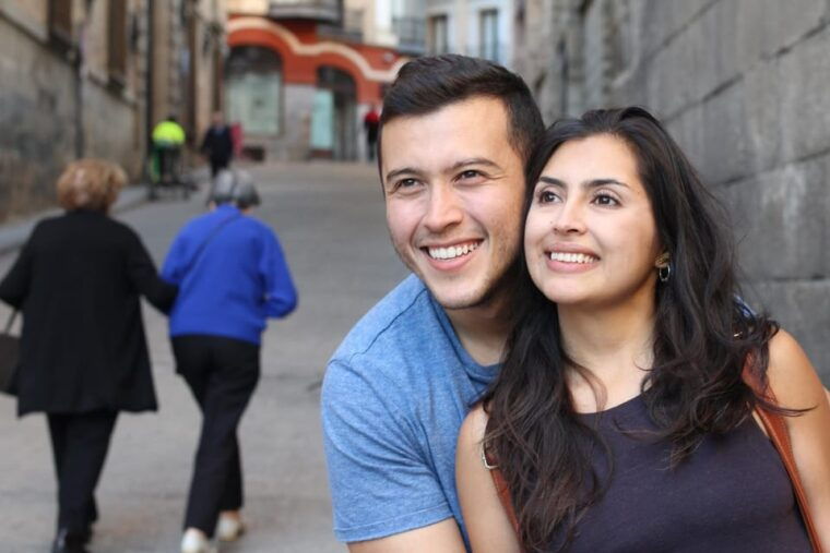 Bilbao’s Timeless Trail: Art & History Walk - Bilbo Zaharra Kalea