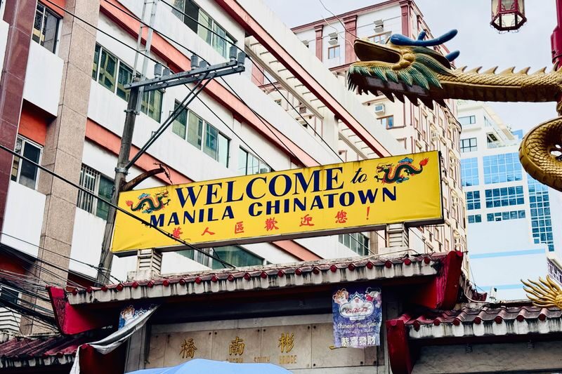 Binondo Food Crawl Experience - Binondo’s food and church landmarks