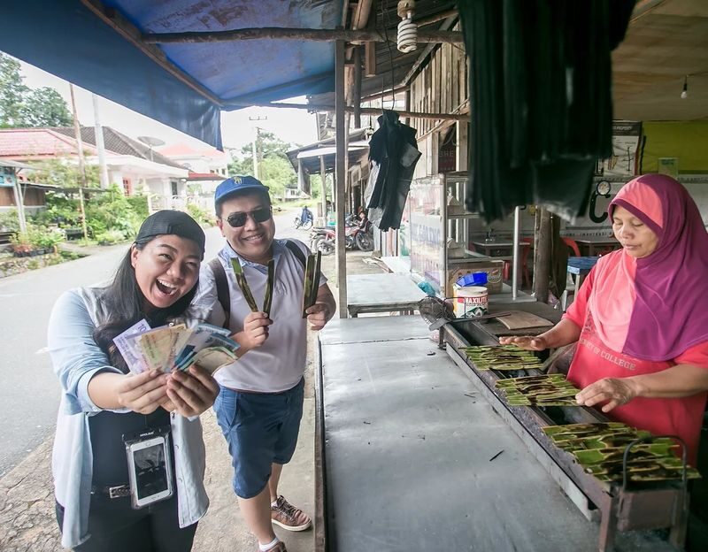 Bintan Food Hunt Tour - Otak-otak, tapai and other local tastes