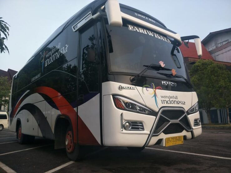 Bintan Island : Private Bus Medium 33 Seat - Key Points
