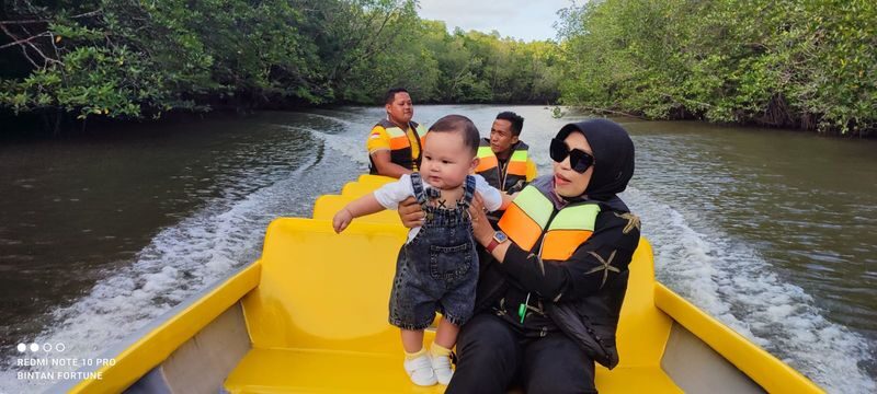 Bintan Mangrove Discovery Half-Day Small Group Tour - The kelong stop and a little time to unwind