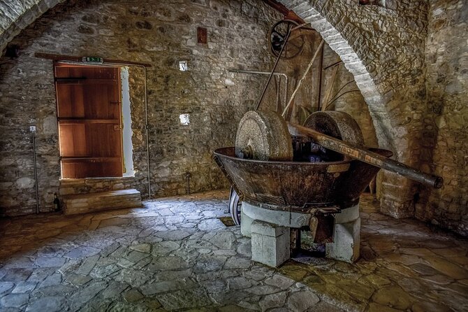 Bio Farm Private Olive Oil Tasting, Farm to Fork Meal & Temple of Poseidon Tour - Immerse Yourself in Greek Culture