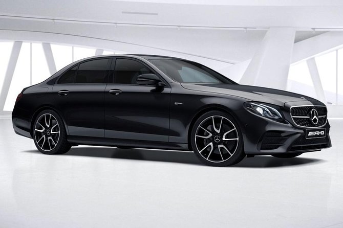 Birmingham Airport Transfer: Airport BHX to Birmingham in Business Car - Booking Confirmation and Infant Seats