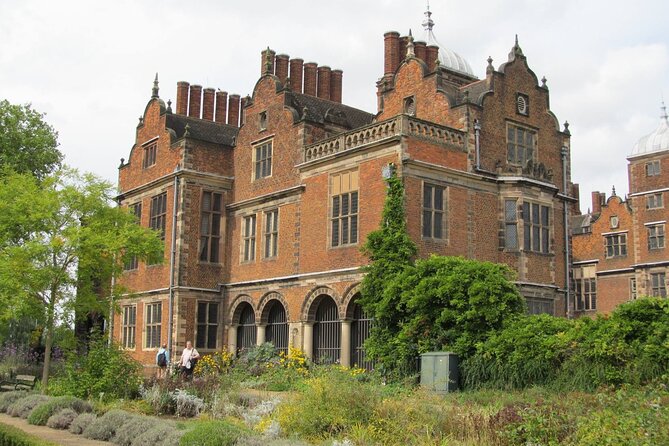Birmingham Airport Transfers: Airport BHX to Birmingham City in Luxury Car - Common Questions