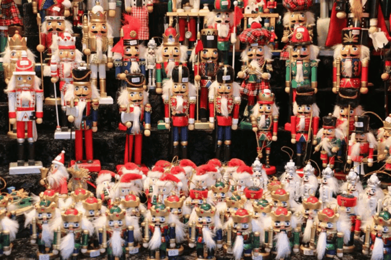 Birmingham: Christmas Market and Festive Lights Walking Tour - Why This Tour Is a Good Fit