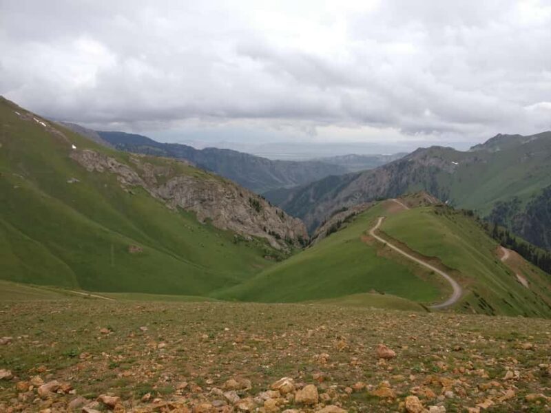 Bishkek: 13-Day Highlights of September in Kyrgyzstan Tour - Trekking in the Mountainous Heart of Kyrgyzstan