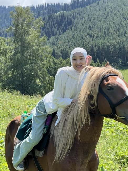 Bishkek: City Tour and Horseback Riding Tour with Hotel - Horseback Riding: An Authentic Kyrgyz Experience