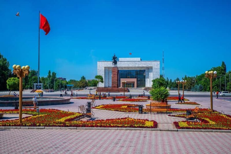 Bishkek: City walking Tour with Optional Bazaar Visit - Deep Dive into Each Stop