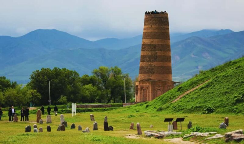 Bishkek: Private 2-Day Song-Kul Lake and Yurt Camp Tour - The Itinerary Breakdown: What You Can Expect