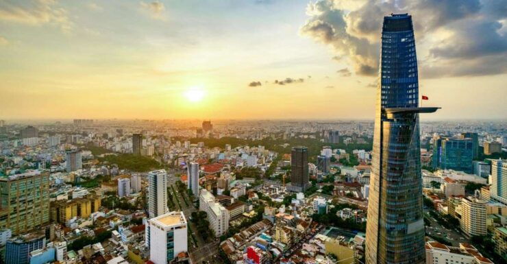 Bitexco Financial Tower: Saigon Sky Deck - Fast Track Ticket - Experience