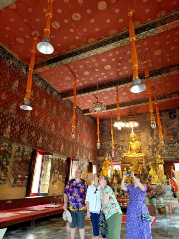 BKKs Ultimate Food & Canal Tour "Tuk-Tuk Temples & Tastes" - Authenticity and Guide Experience