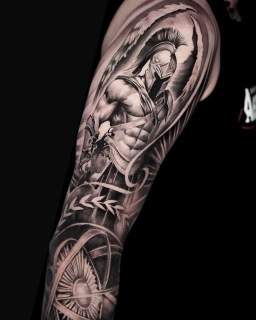 Black and Grey Realistic Tattoo With Daniel Muñoz - Customized Tattoo Design Process