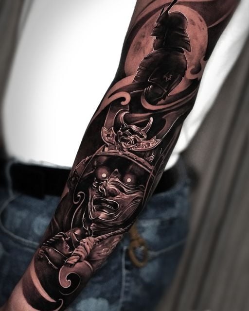 Black and Grey Realistic Tattoo With Daniel Muñoz - Transparent Pricing and Additional Costs