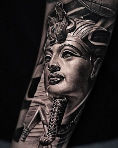 Black and Grey Realistic Tattoo With Daniel Muñoz - Booking and Logistics Information