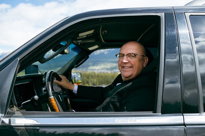 Black Car Airport Transfers in Bow Valley - Analyzing the Cost and Value