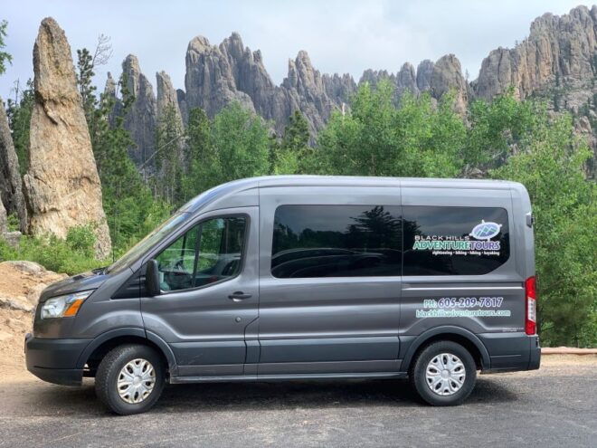 Black Hills: Private Tour of Mt. Rushmore & Flume Trail Hike - Historic Significance of the Flume Trail