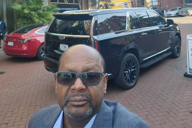 Black SUV Luxury limousines Transportation Services - FAQ