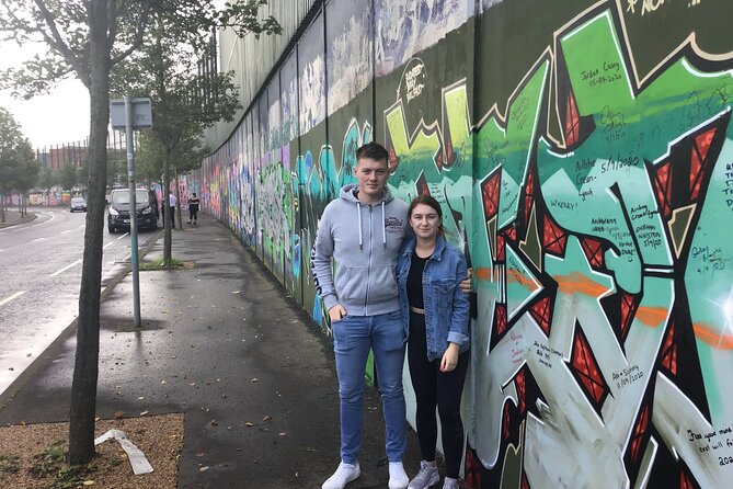 Black Taxi Tour and Crumlin Road Gaol Tour Combo - Frequently Asked Questions