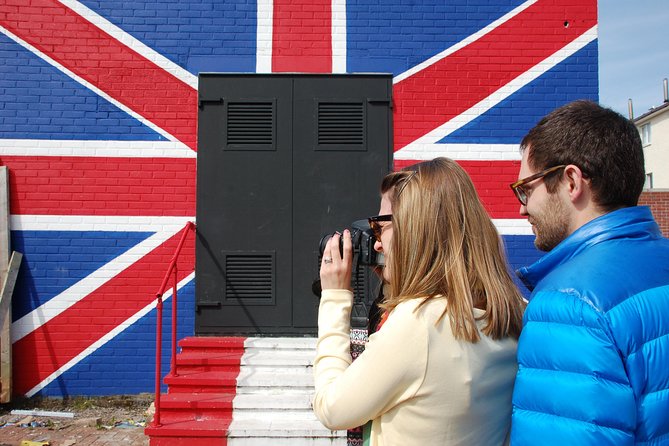 Black Taxi TOUR Irish History Murals,Peacewalls,Belfast 2 Hours - Inclusions and Exclusions