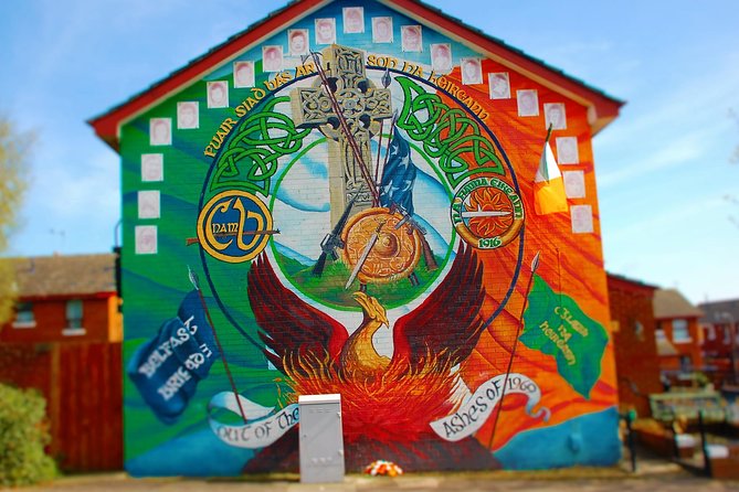 Black Taxi TOUR Irish History Murals,Peacewalls,Belfast 2 Hours - Pickup Details