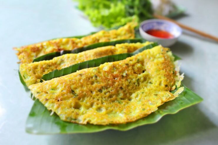 Black Virgin Mountain, Cao Đài Temples, and Củ Chi Tunnels Tour - Experience