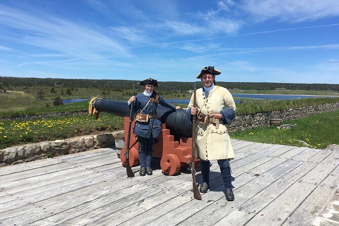 Black Wood Tours: Fortress of Louisbourg Tour - Transportation, Group Size, and Overall Experience