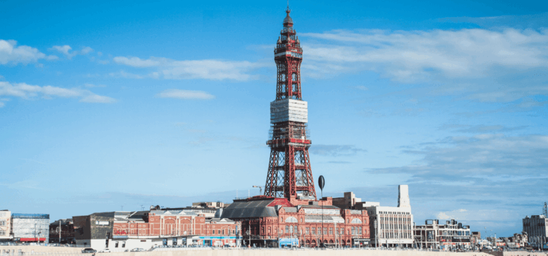 Blackpool Christmas Lights Walking Tour with an App - Good To Know