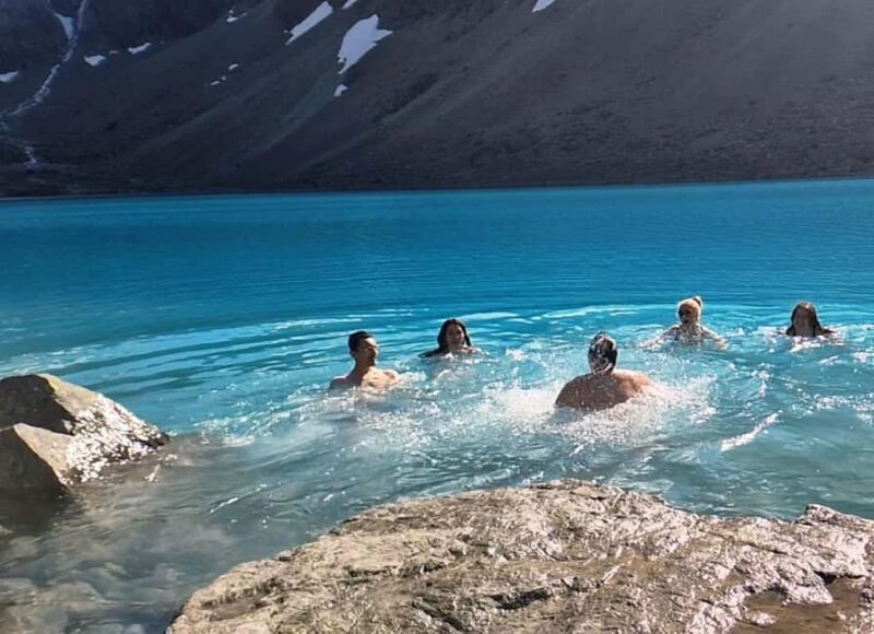 Blåisvatnet: Guided hike to Blue-ice-lake - What Makes This Tour Stand Out?