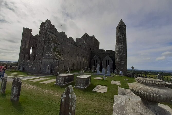 Blarney Castle, Cahir Castle and Rock of Cashel Private Day Tour From Galway. - Cancellation Policy