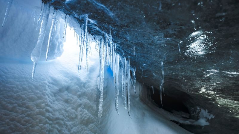Bláskógabyggð Langjokull Glacier Half-Day Small Group Tour - Who Should Book This Tour?