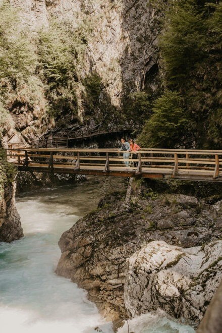Bled: Vintgar Gorge Best Experience and Food Tasting - Photo Stop at Šum Waterfall
