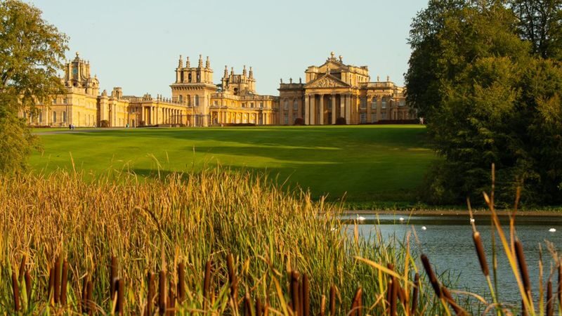 Blenheim Palace Ticket - Who should book Blenheim Palace?