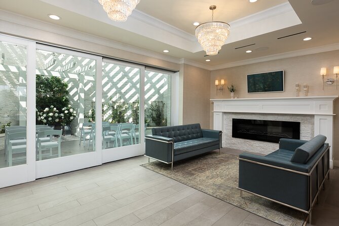 Bliss Chapel Elvis Weddings & Vow Renewal - Number of Guests for the Ceremony