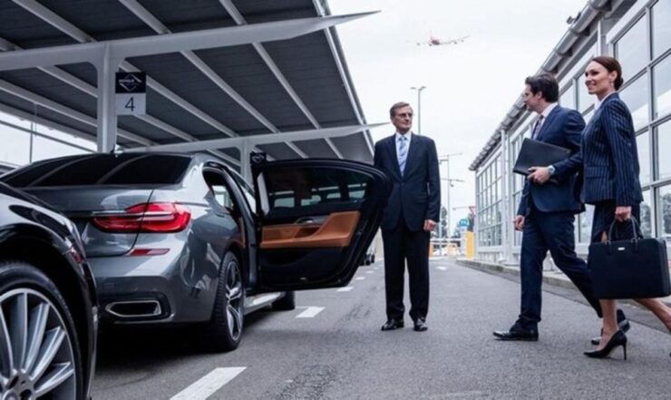 Blois: Private Transfer to or From Blois Castle - Booking Details