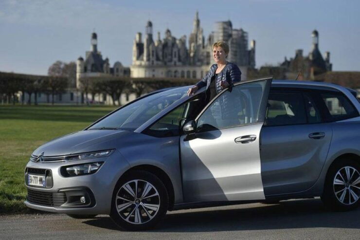 Blois: Round Trip Airport Shuttle to Charles De Gaulle - Good To Know