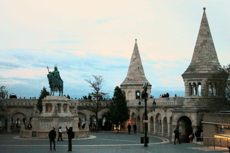 BloodThirsty Hungary: Walking tour & Dark Historical Stories - Good To Know